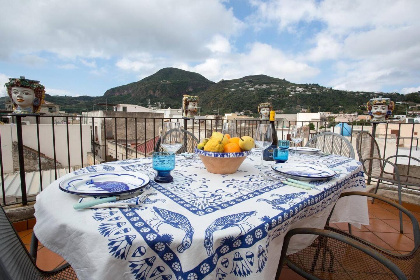 Casa Anna Con Terrazzo, Lipari Lejlighed Eksteriør billede