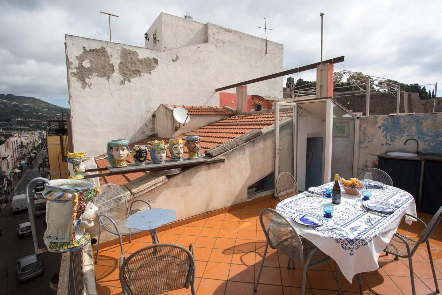 Casa Anna Con Terrazzo, Lipari Lejlighed Eksteriør billede