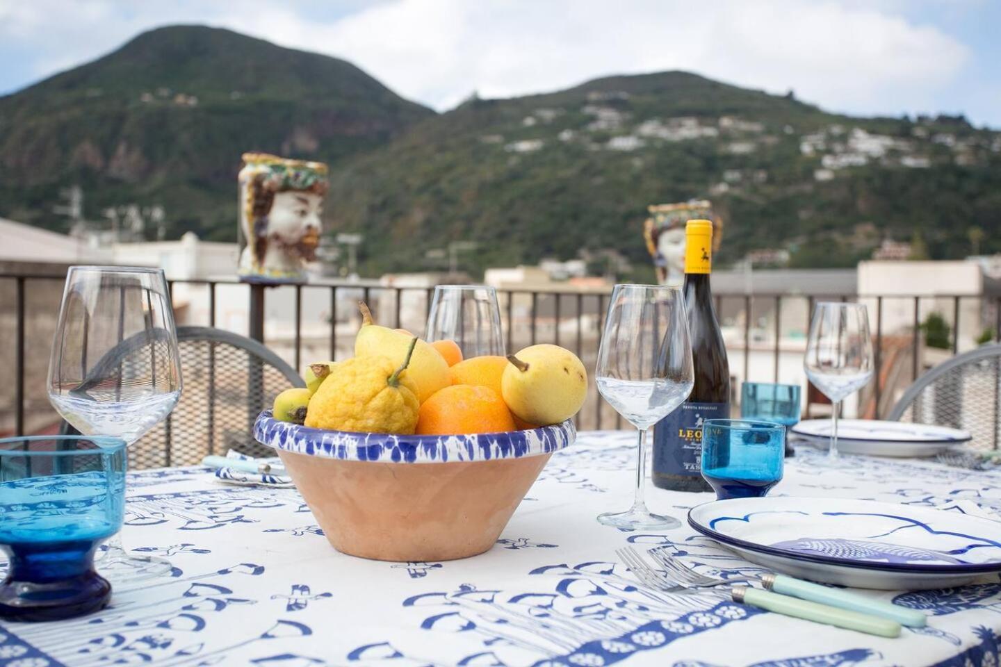 Casa Anna Con Terrazzo, Lipari Lejlighed Eksteriør billede